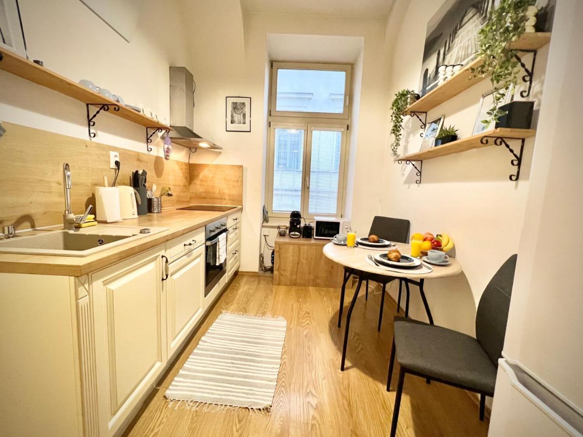 Elegant Apartment In 코시체 외부 사진