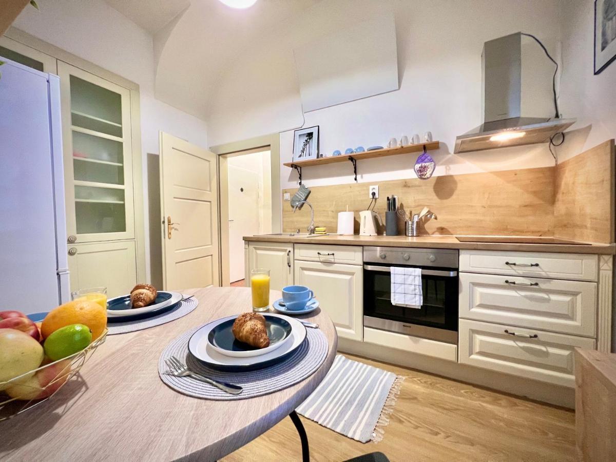 Elegant Apartment In 코시체 외부 사진